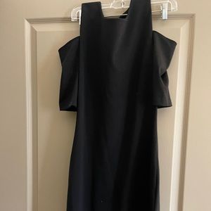 Michael Kors Off shoulder dress